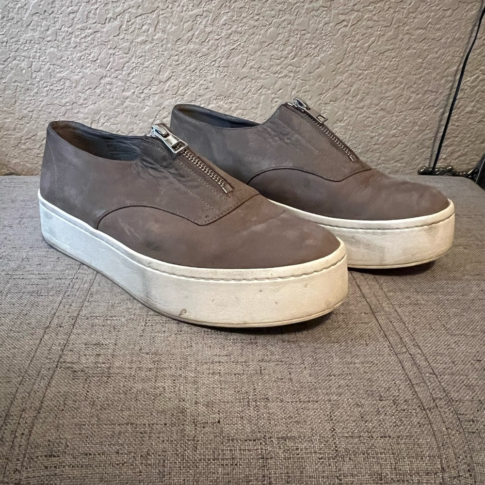 Vince Suede Platform Skate Sneakers Gray Size 7